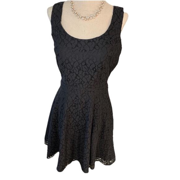 Aeropostale A-Line Mini Dress Women's SMALL Black Lace Lined Sleeveless V Neck - Picture 1 of 6